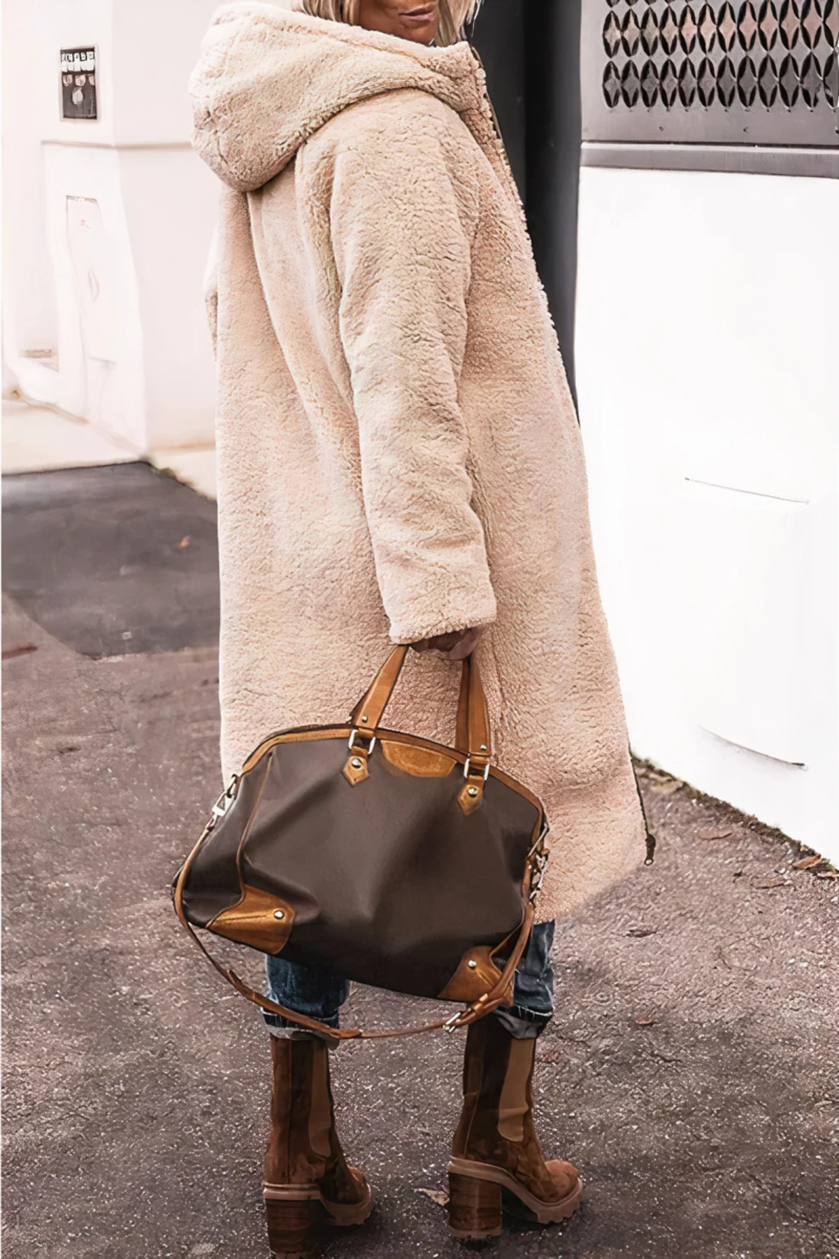 Langer Winterparka für Damen von Isla - Image 10